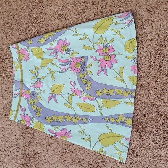 Casual unlined skirt by Live a Little - Picture 1 of 4